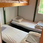 Le Balcon Des Raspes Camping Saint-Victor-et-Melvieu
