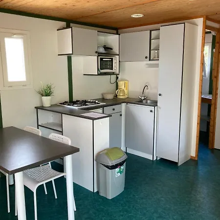 Le Balcon Des Raspes キャンプ場